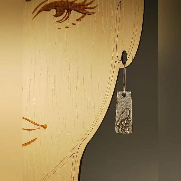 HAND CRAFTED EARRINGS Silver Rustic Bird Dangle Drop - Picture 4 of 5